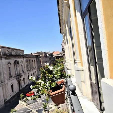 Al Teatro Massimo 2* קטאניה