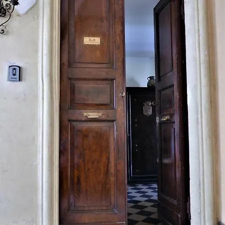 לינה וארוחת בוקר Al Teatro Massimo קטאניה