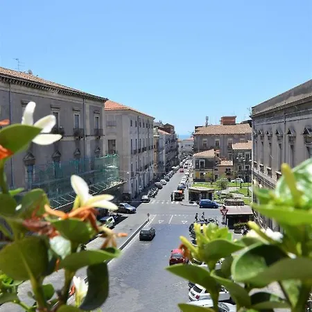 Al Teatro Massimo קטאניה